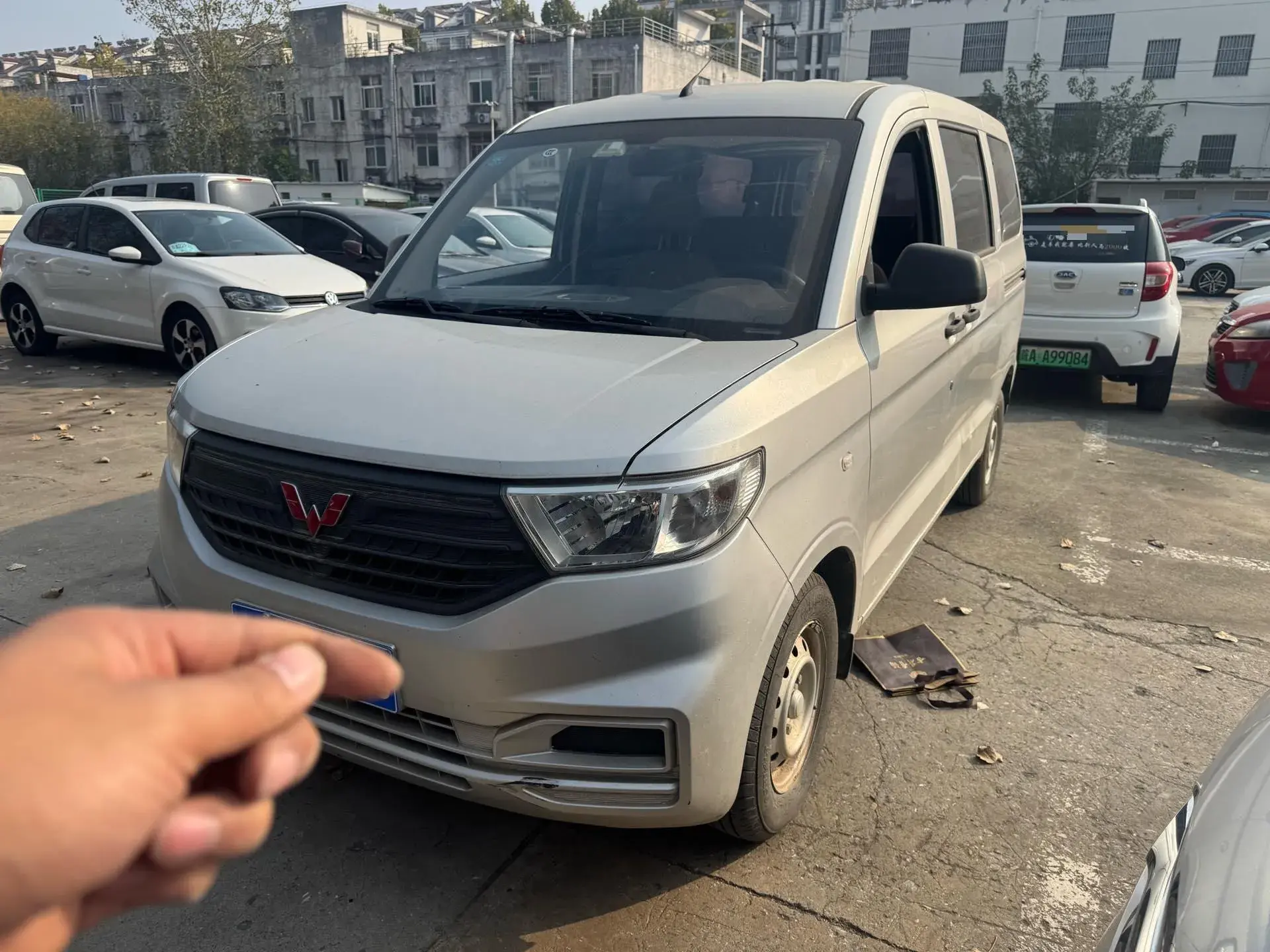 2022 WULING HONGGUANG view 1