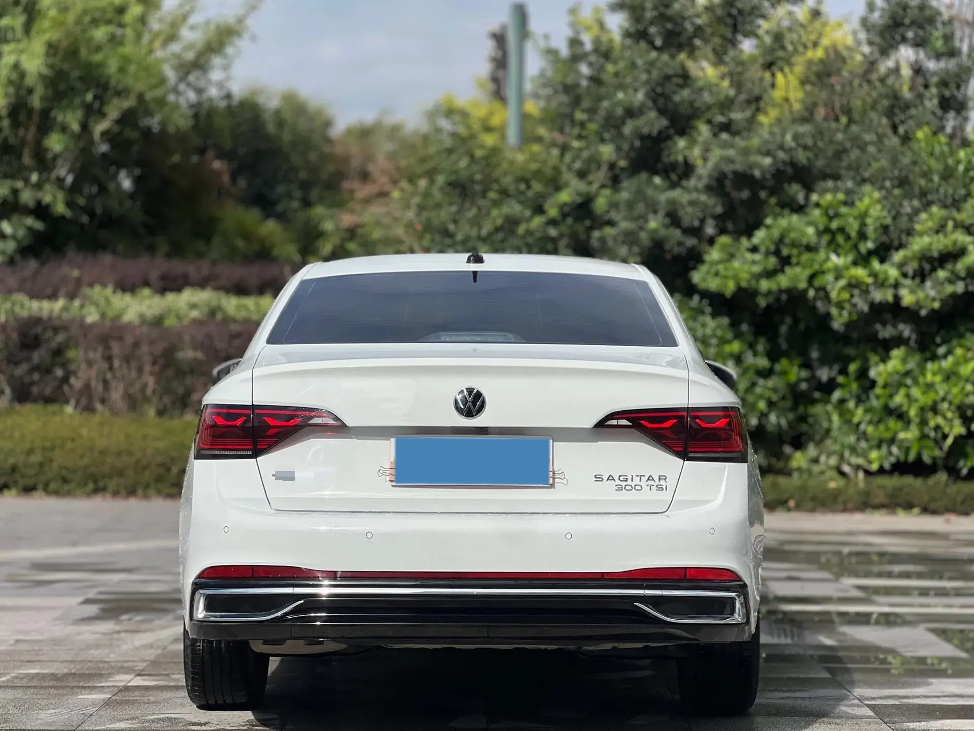 2023 VOLKSWAGEN SAGITAR thumbnail 4