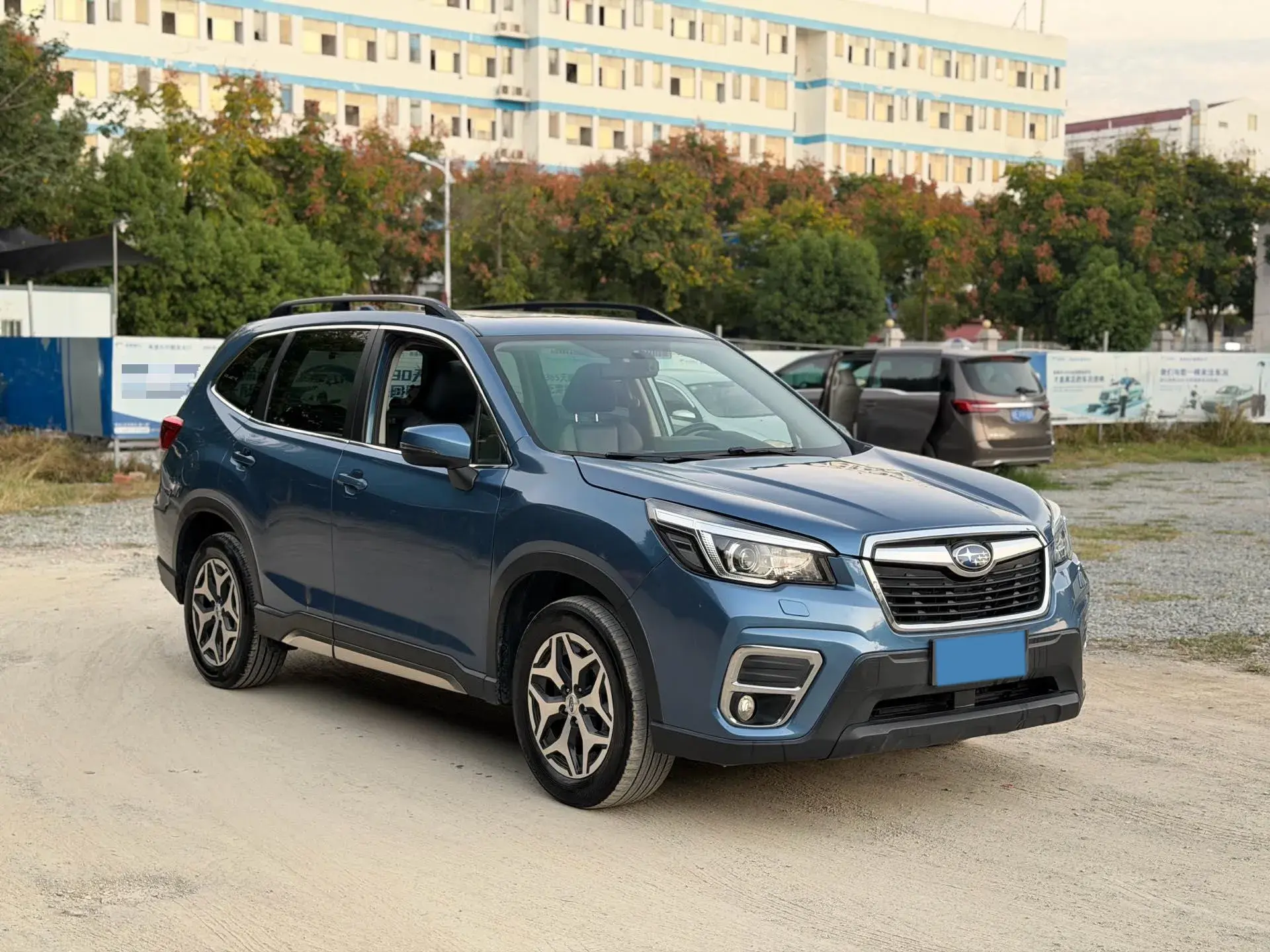2020 SUBARU FORESTER thumbnail 3