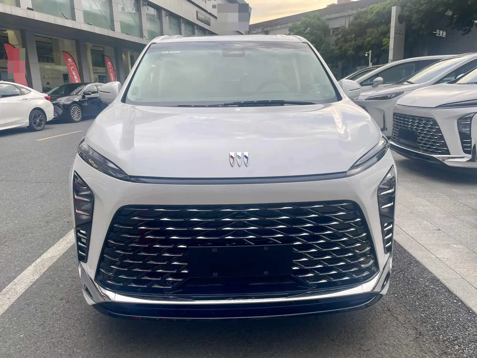 2023 BUICK GL8 thumbnail 2