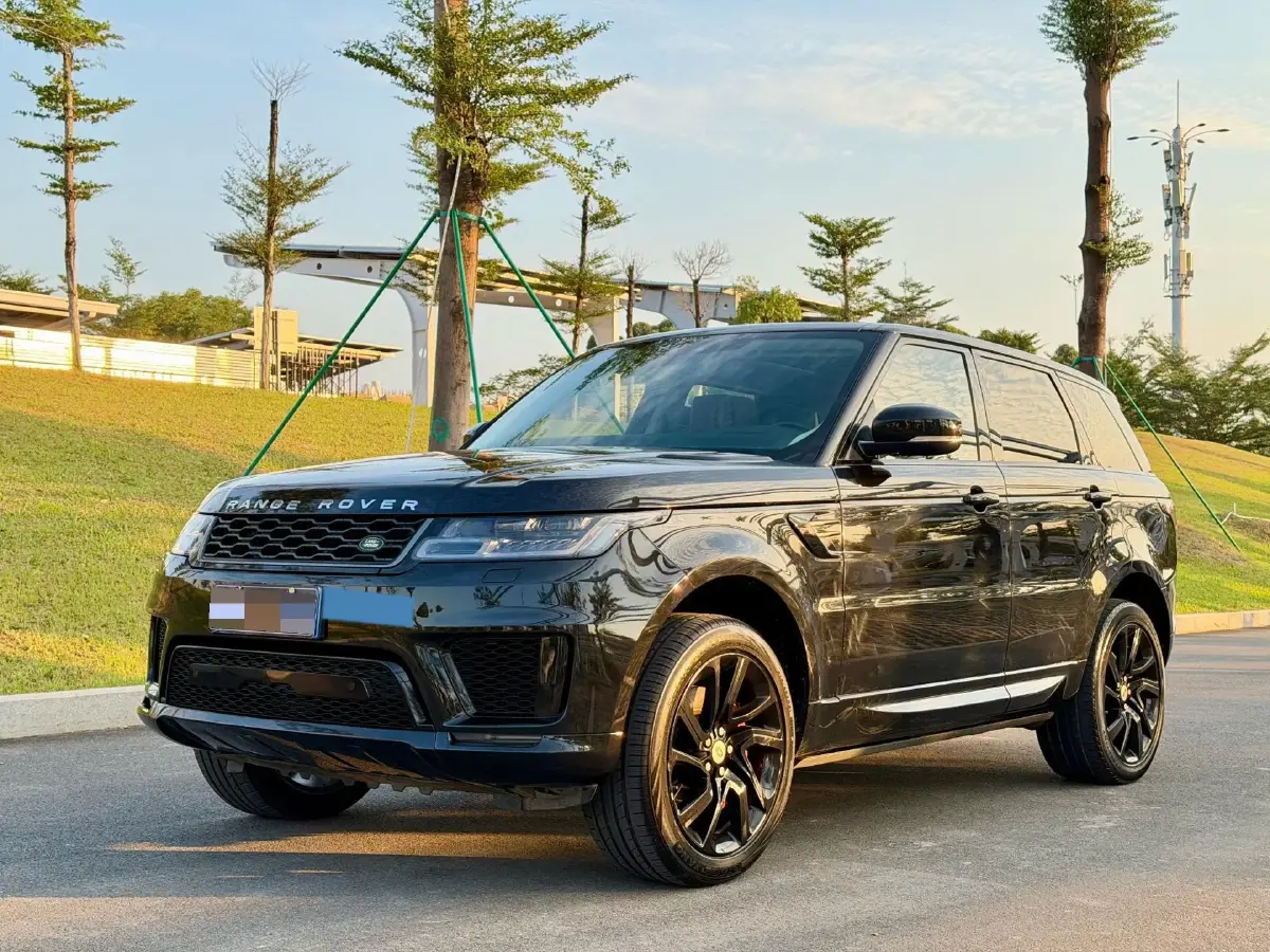 2018 Land Rover Range Rover Sport 3.0T 340HP V6 8AT