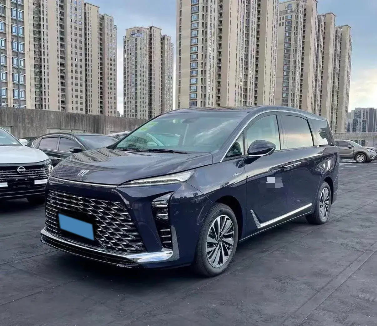 2023 BUICK GL8 view 1