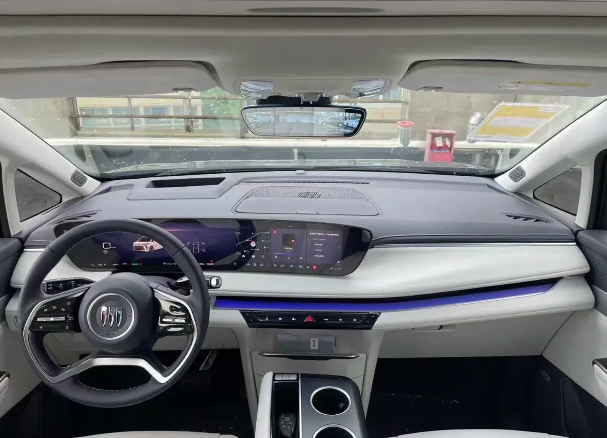 2023 BUICK GL8 thumbnail 4