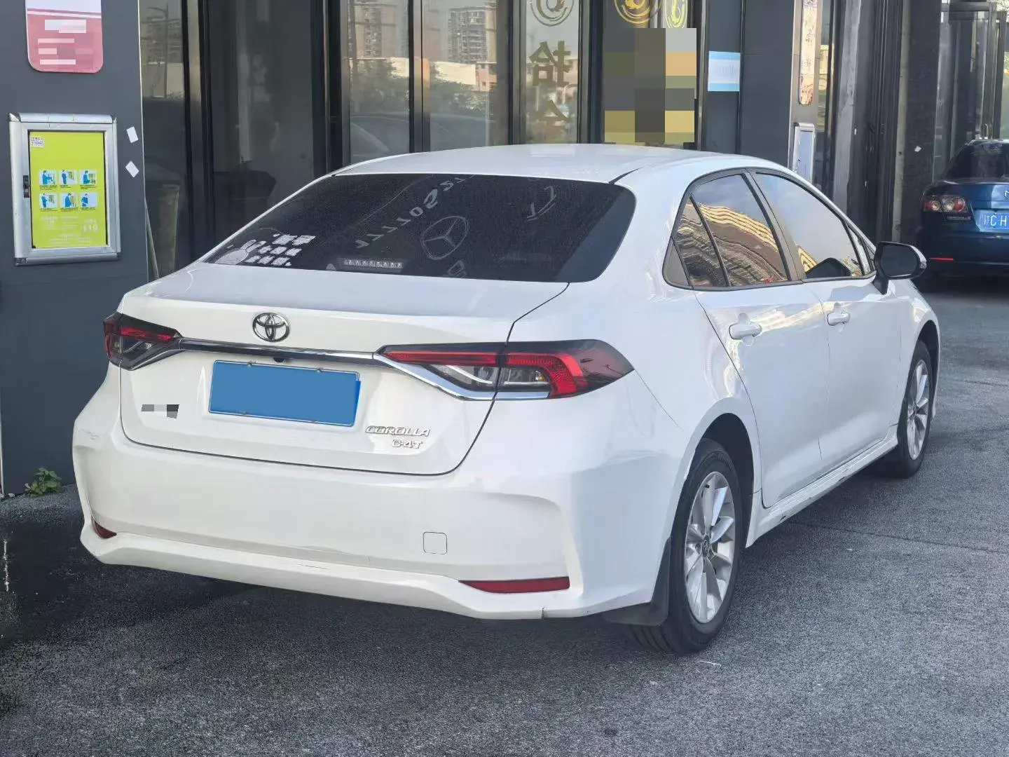 2021 TOYOTA COROLLA thumbnail 4