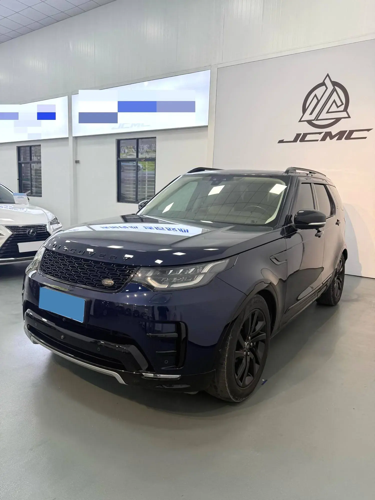 2020 LAND ROVER view 1