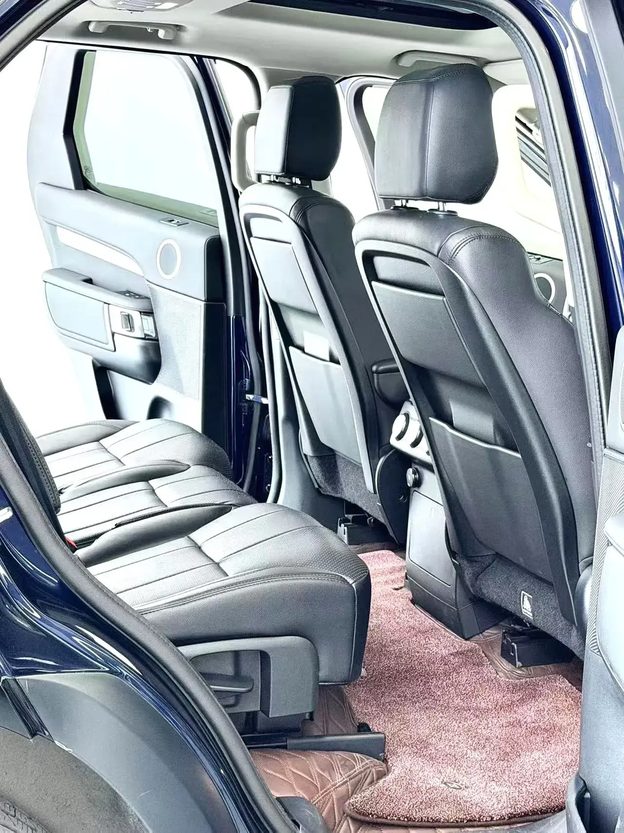 2020 LAND ROVER thumbnail 3