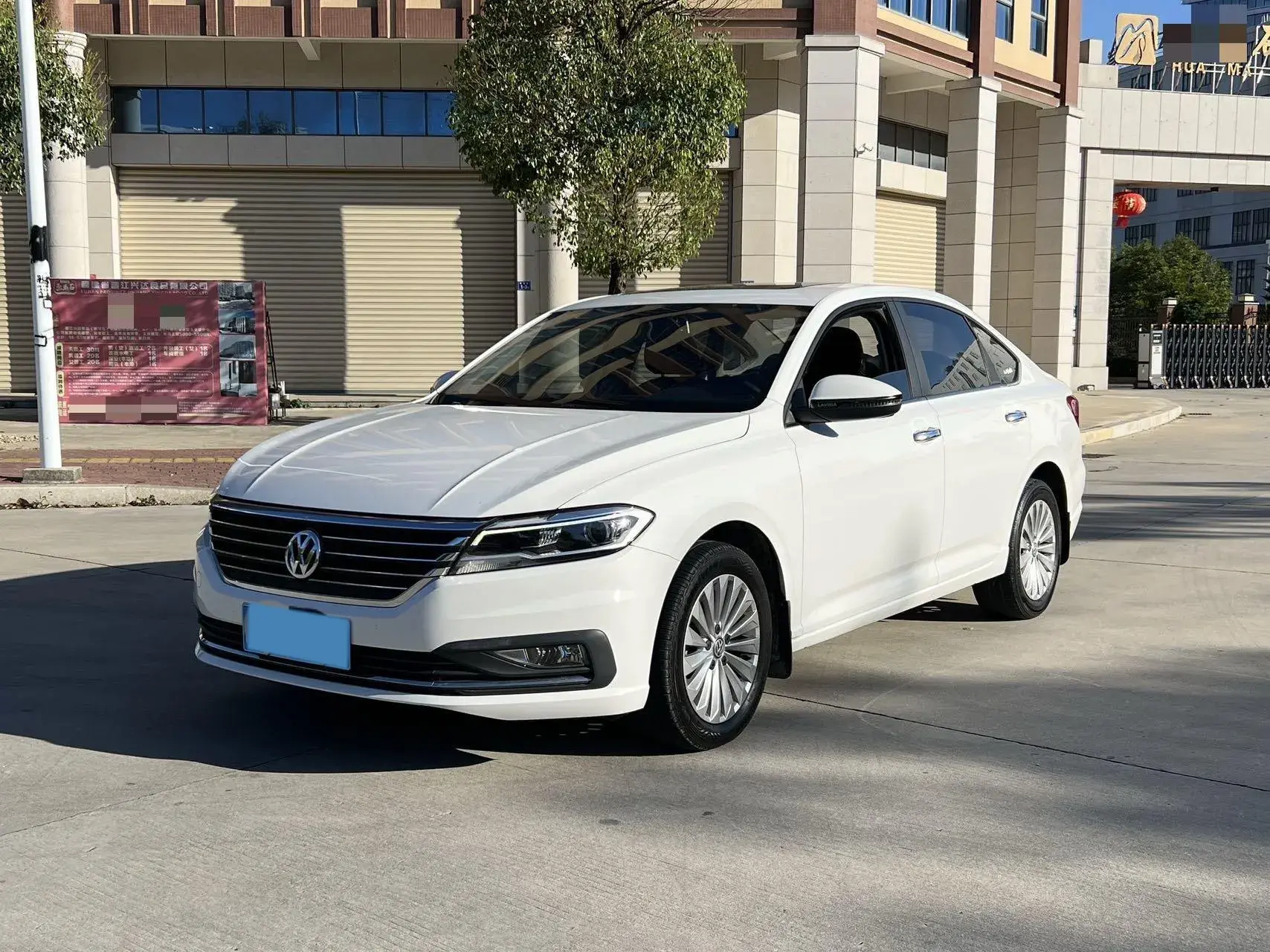 2019 VOLKSWAGEN LAVIDA view 1