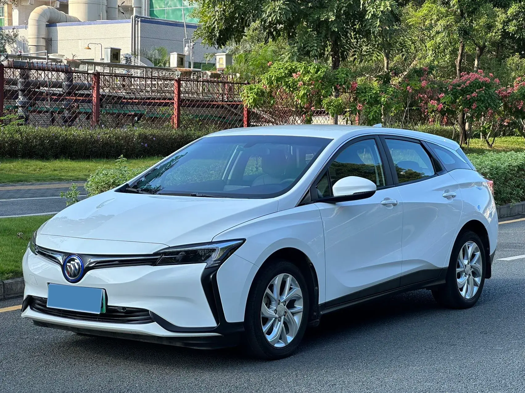 2022 BUICK VELITE view 1