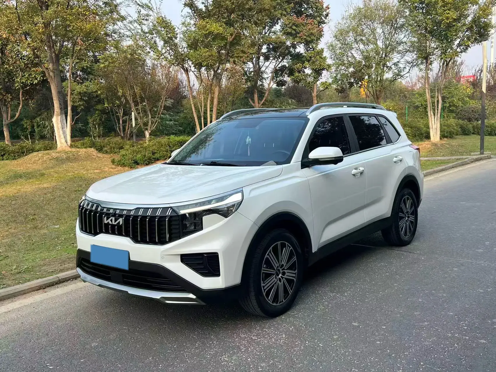 2021 KIA SPORTAGE view 1