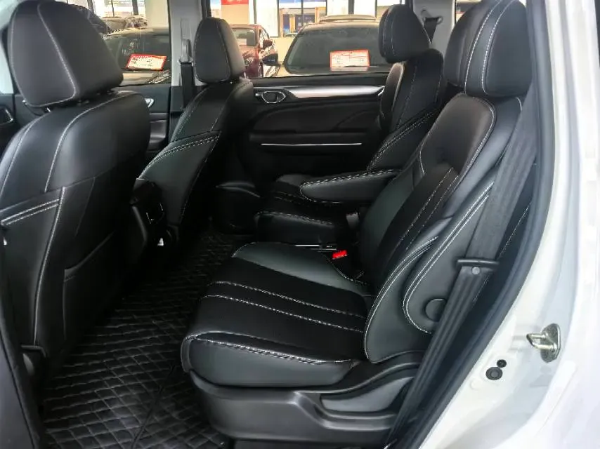 2023 GAC Trumpchi M6 1.5T 177HP L4 7DCT,autocango,china used car exporter,china ev exporter,chinese used car exporter,chinese used ev exporter