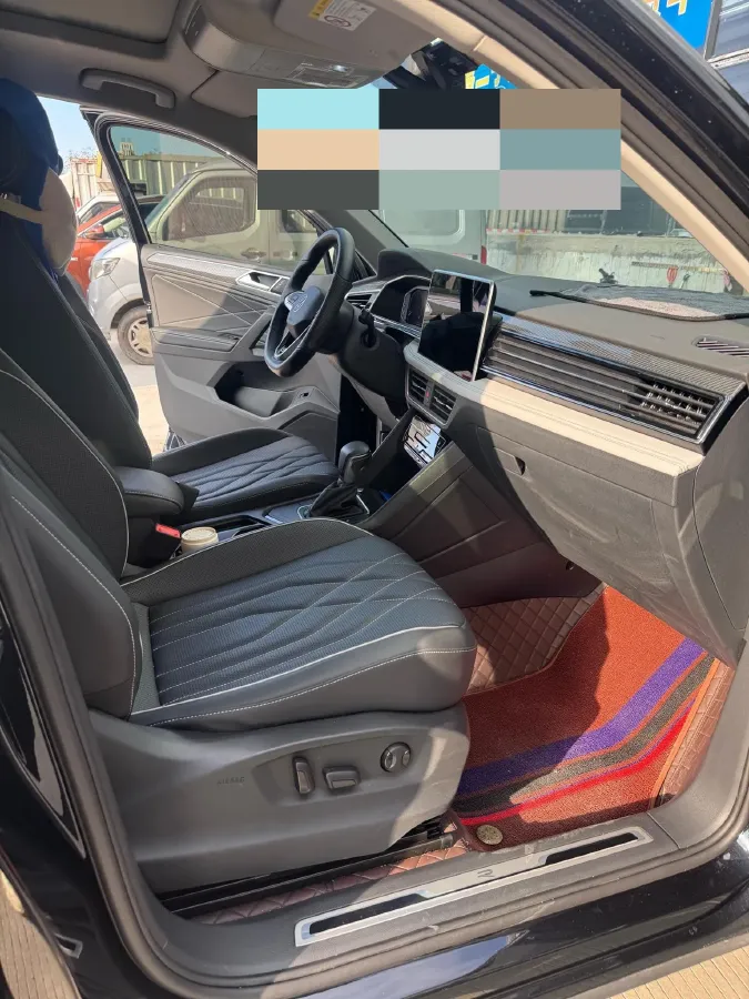 2024 Volkswagen Tiguan L 2.0T 186HP L4 7DCT,autocango,china used car exporter,china ev exporter,chinese used car exporter,chinese used ev exporter