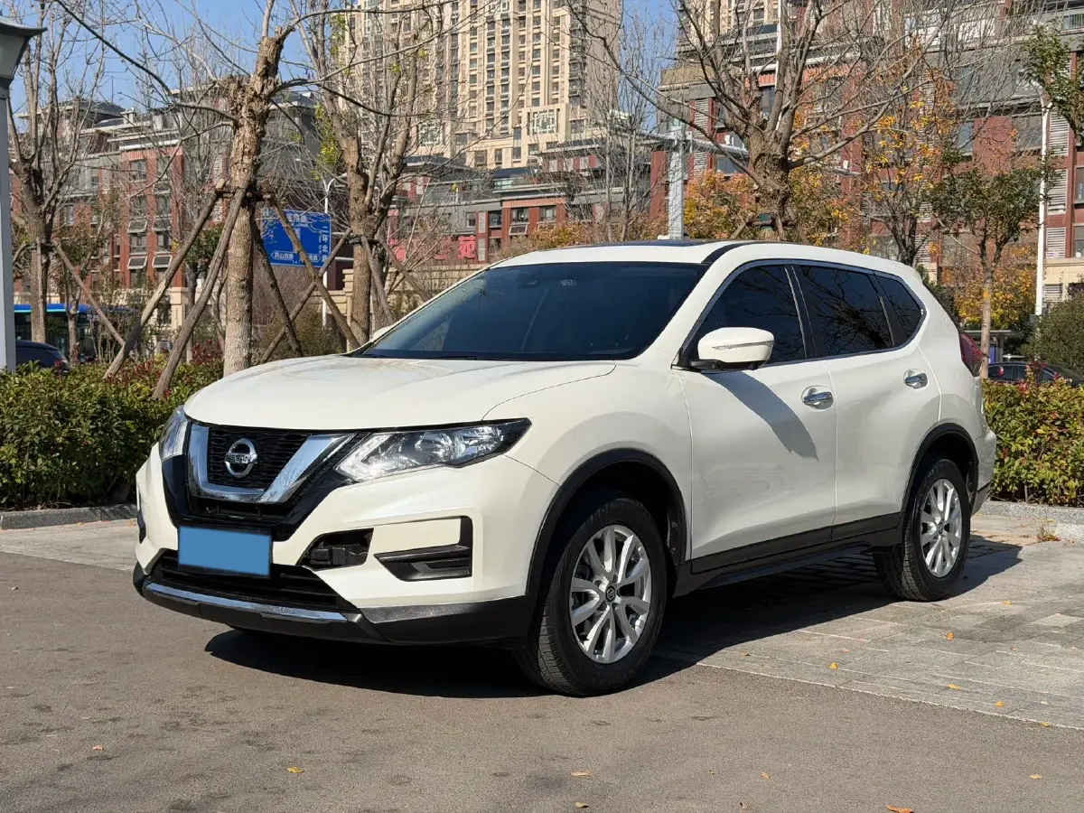 2023 Nissan X-Trail 2.0L 151HP L4 CVT