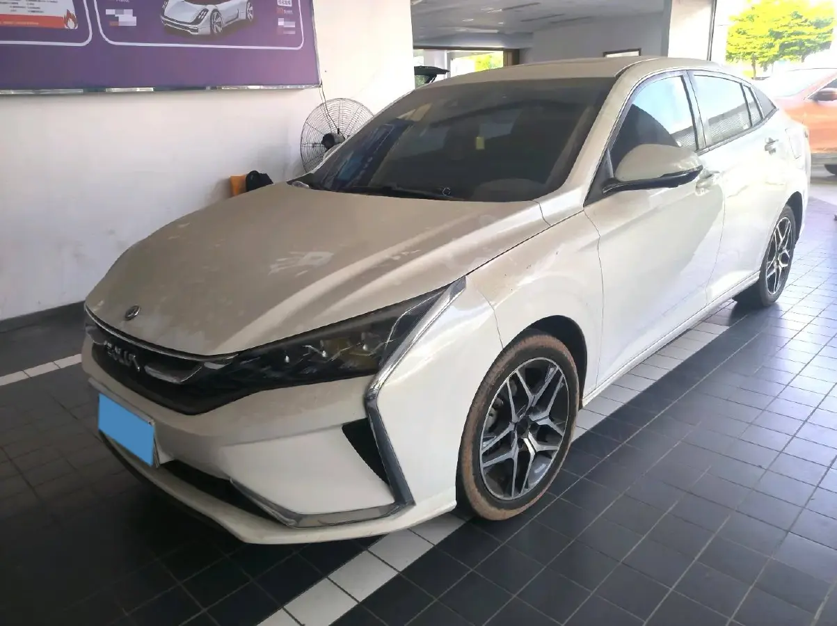 2021 DongFeng Aeolus YiXuan 1.5T 150HP L4 6DCT 2021 DongFeng Aeolus YiXuan 1.5T 150HP L4 6DCT