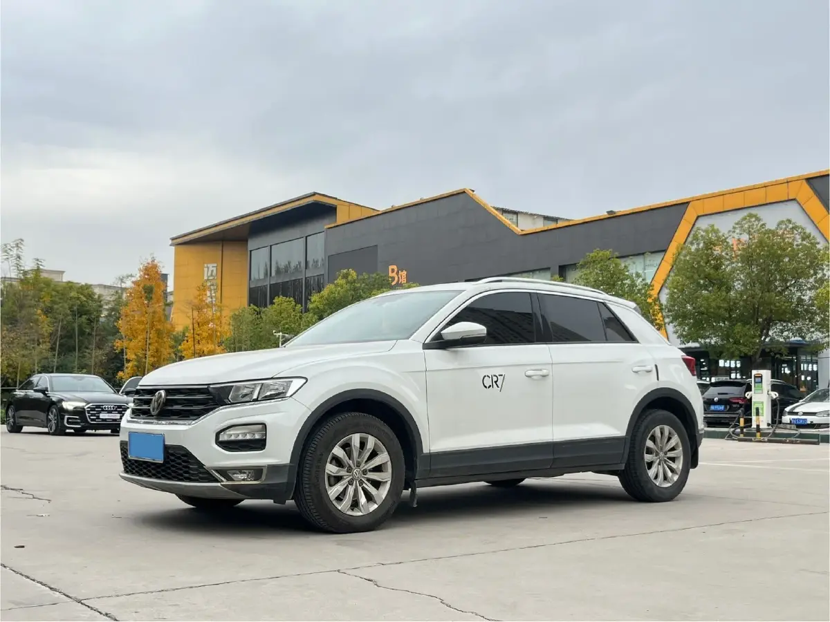 2018 Volkswagen T-Roc 1.4T 131HP L4 7DCT