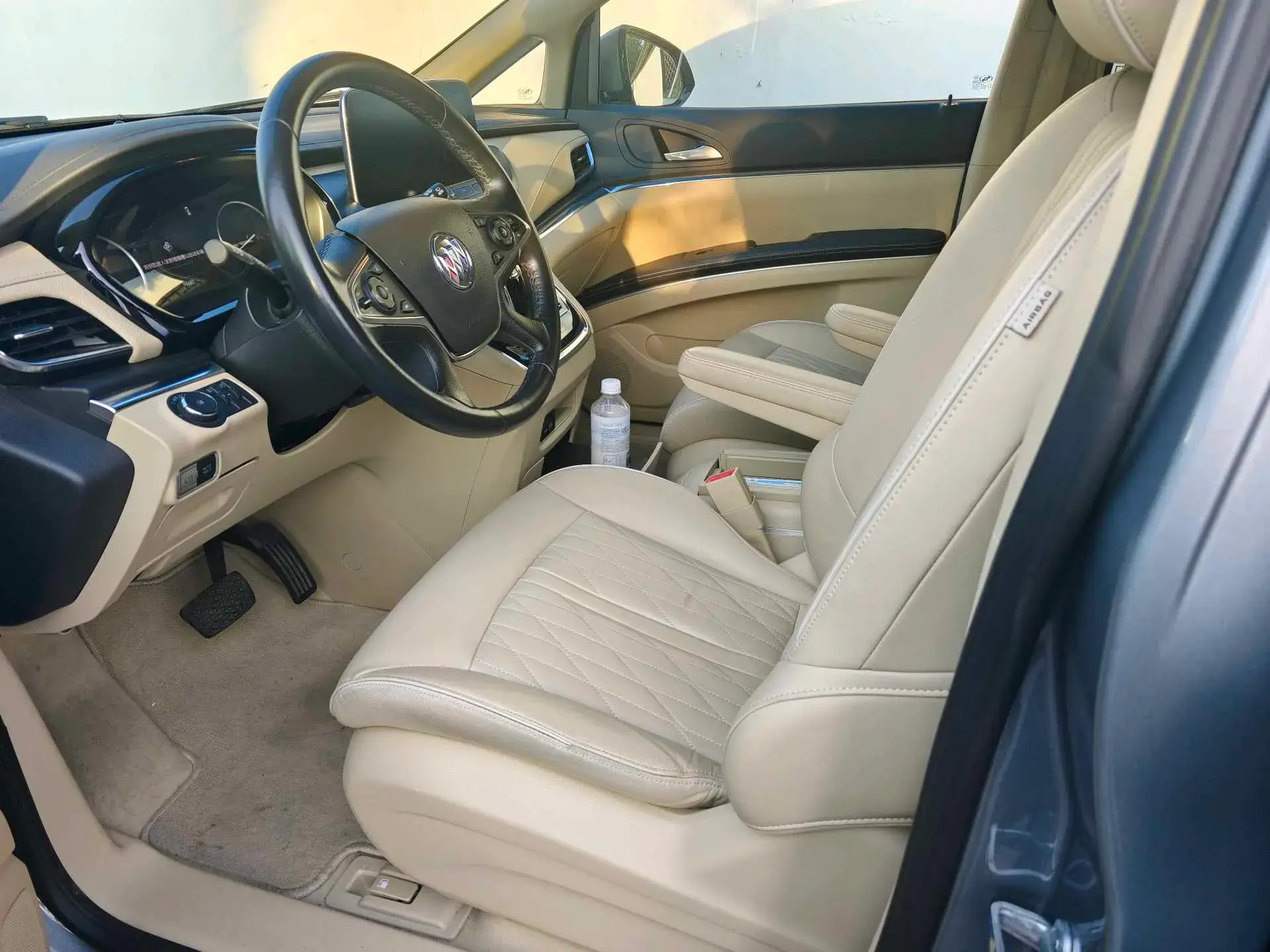 2023 BUICK GL8 thumbnail 4