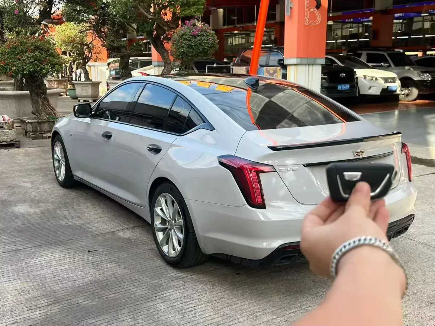 2023 CADILLAC CT5 thumbnail 3