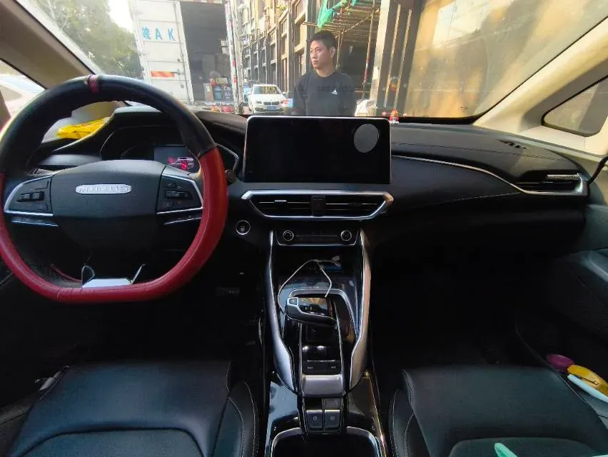 2020 MAXUS Euniq 5 1.3T 163HP L3 AMT PHEV 13KWH,autocango,china used car exporter,china ev exporter,chinese used car exporter,chinese used ev exporter