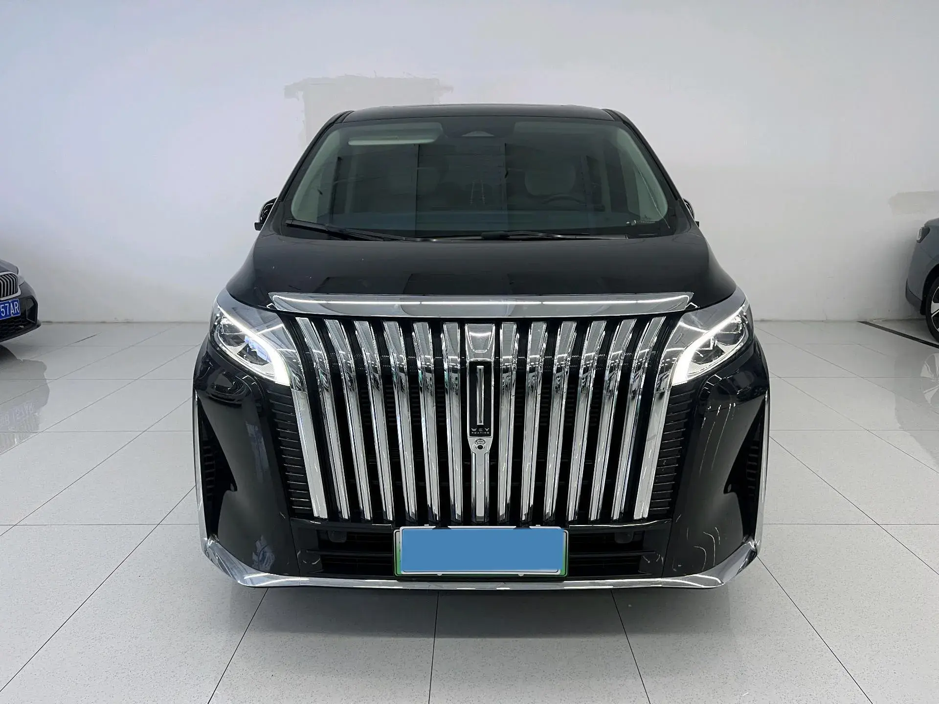 2024 HONGQI HQ9 thumbnail 3