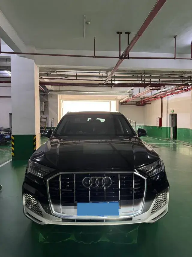 2023 AUDI Q7 thumbnail 3