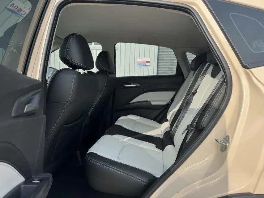 2023 NETA AYA thumbnail 3