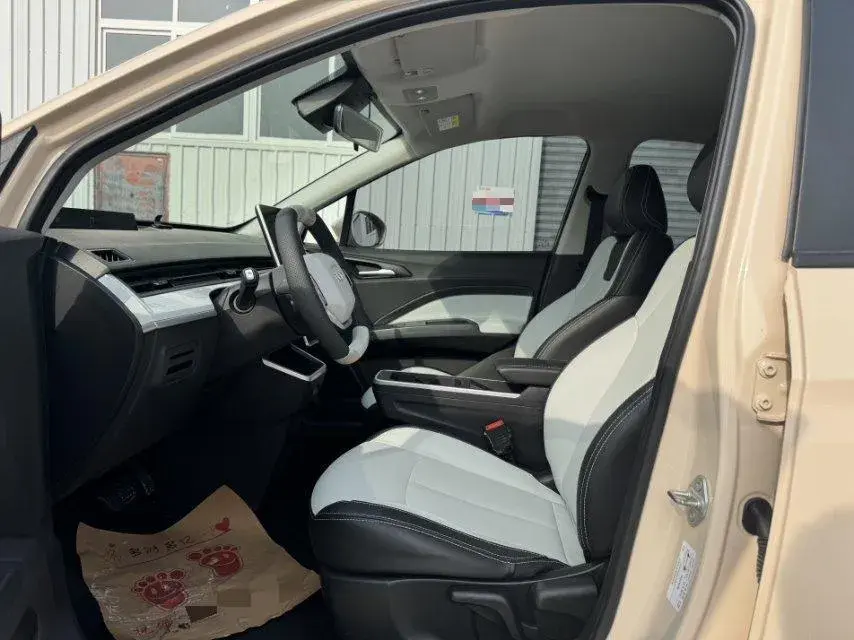 2023 NETA AYA thumbnail 2