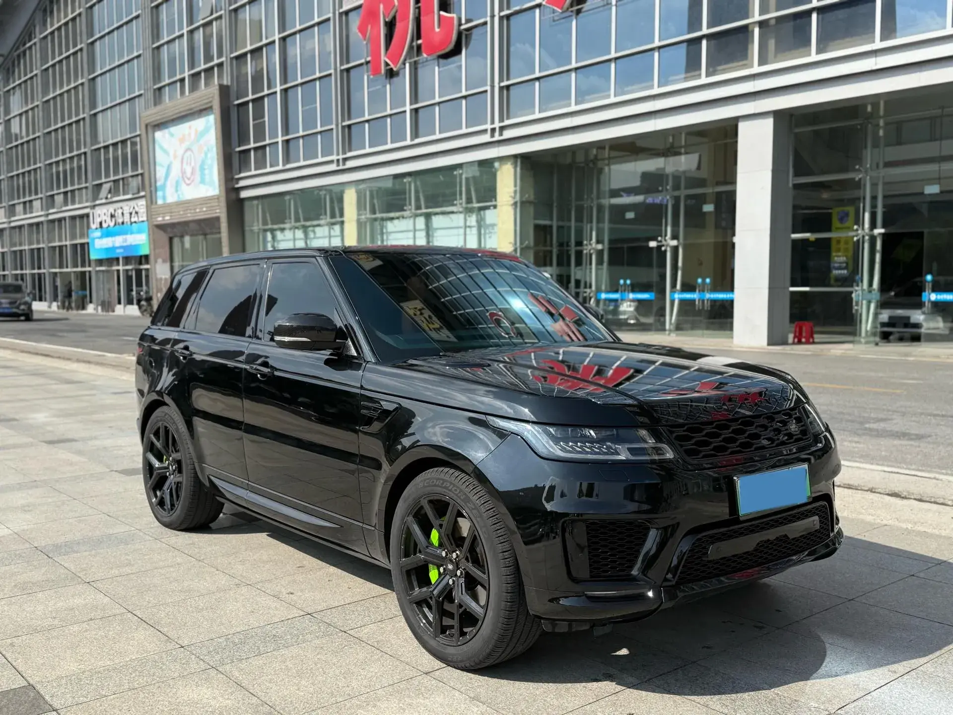 2018 LAND ROVER thumbnail 3