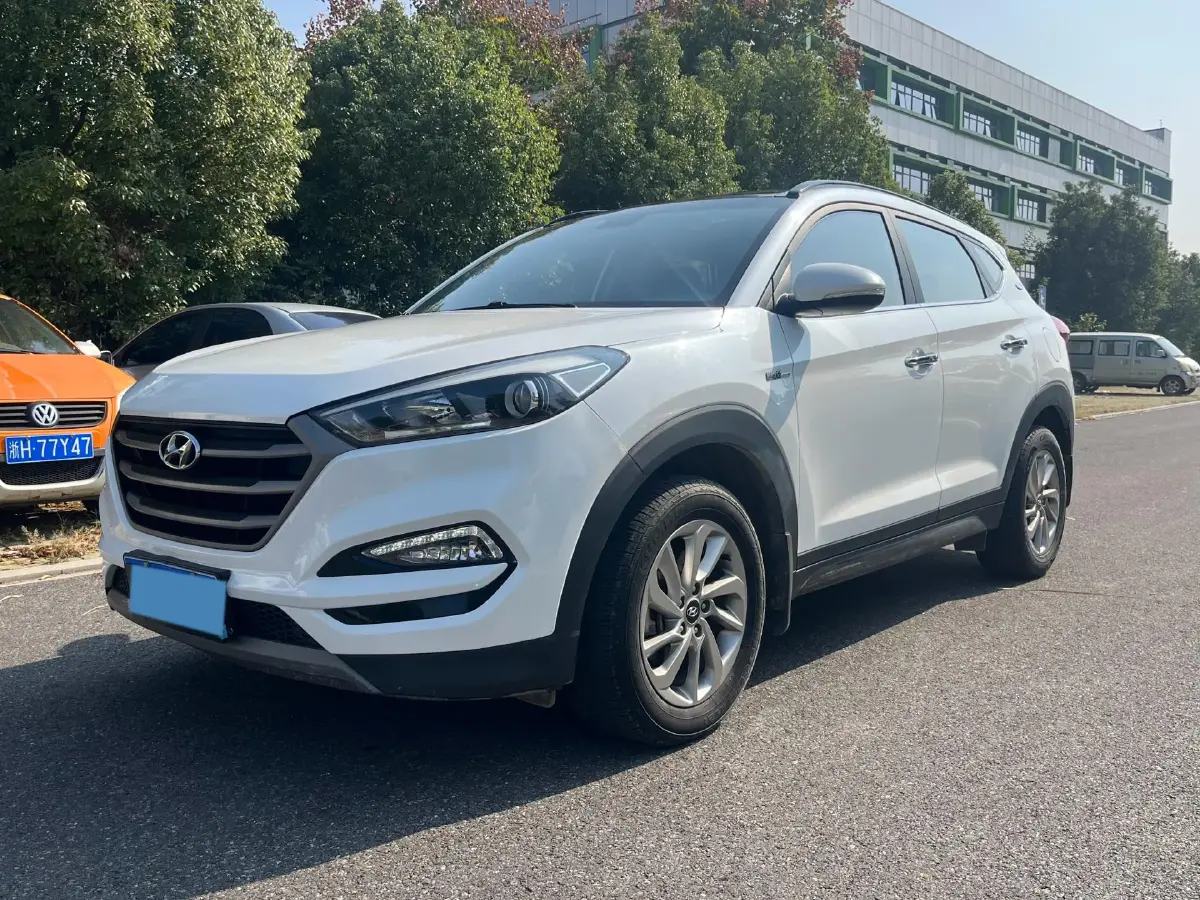 2015 Hyundai Tucson 1.6T 177HP L4 7DCT