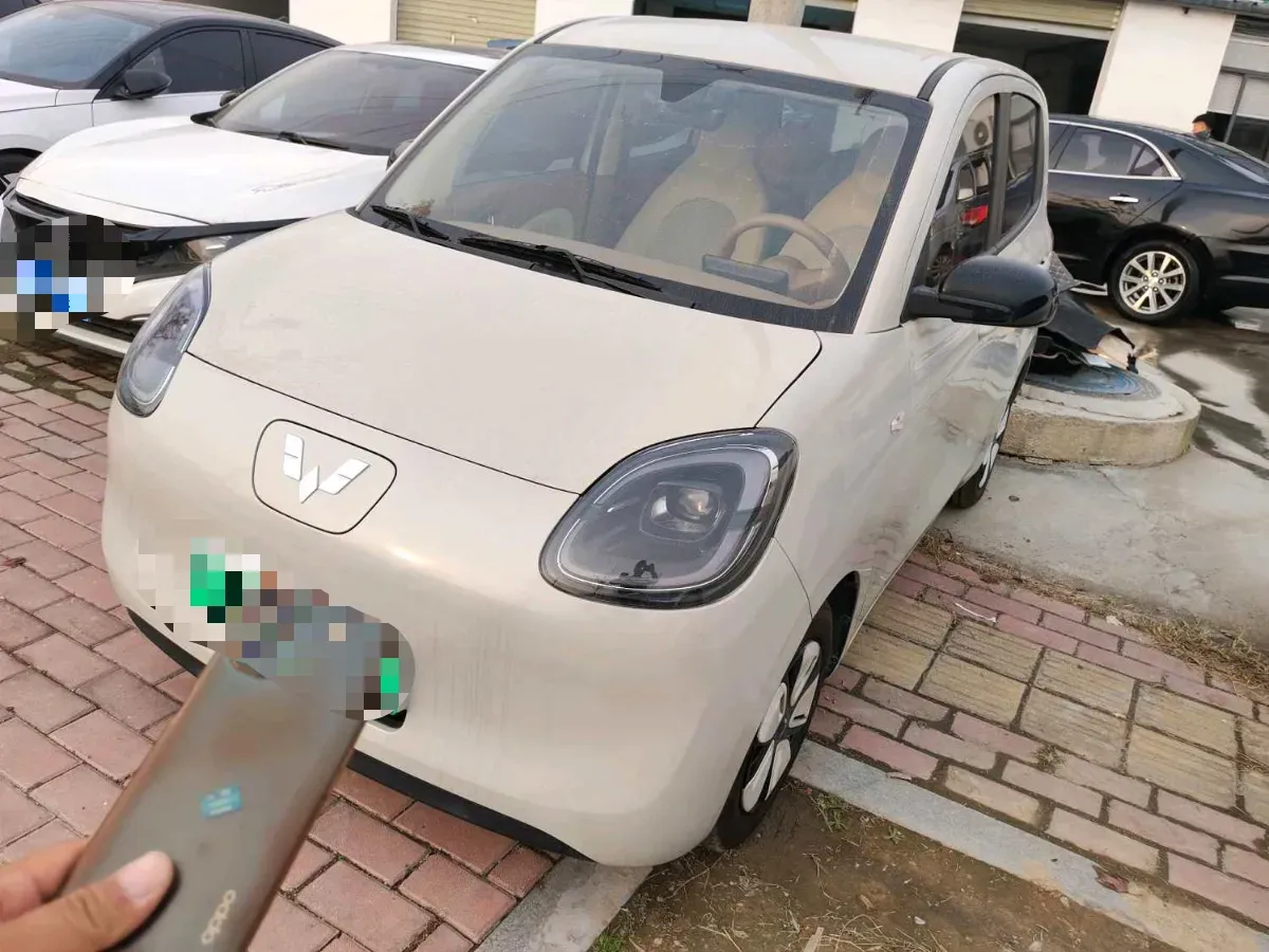 2025 WuLing HongGuang MINI EV BEV 16.2KWH,autocango,china used car exporter,china ev exporter,chinese used car exporter,chinese used ev exporter