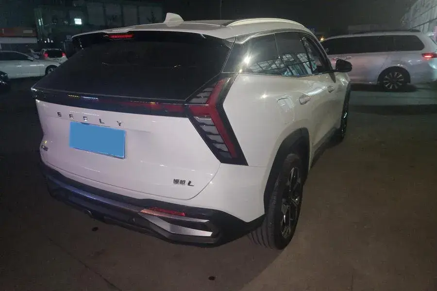 2023 GEELY STARRAY thumbnail 2