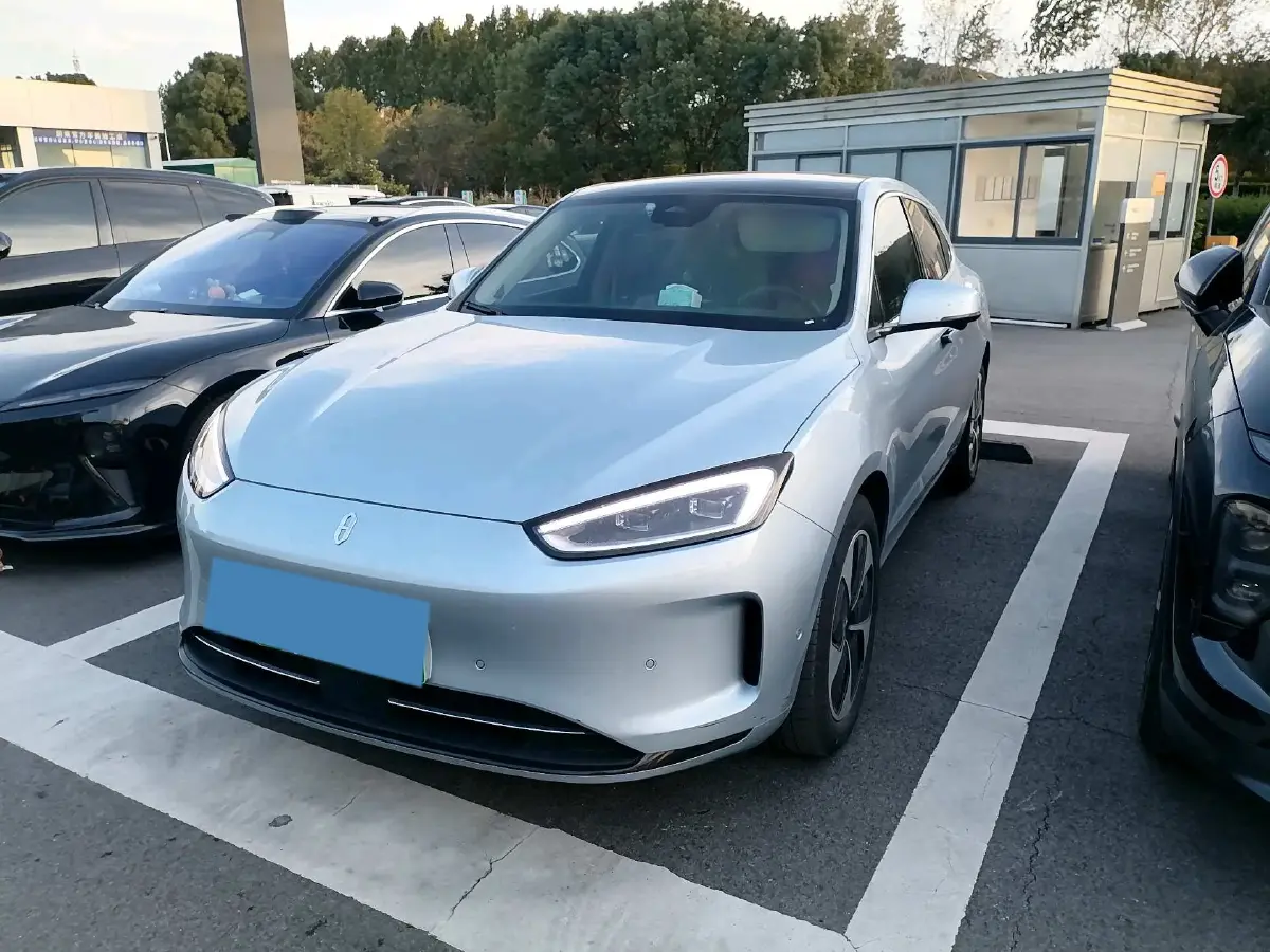 2022 AITO AITO M5 Range Extended 125HP REEV 40KWH