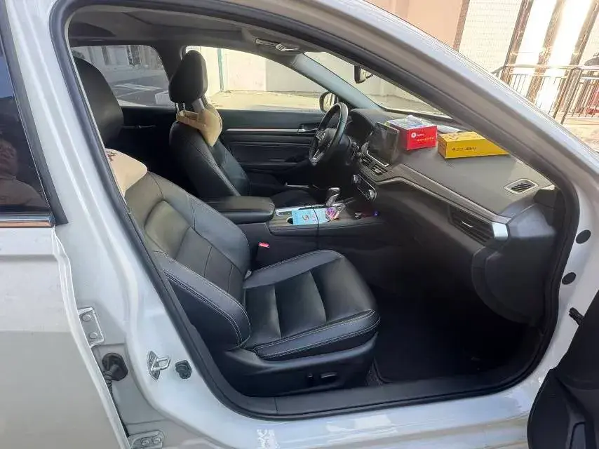 2021 NISSAN TEANA thumbnail 4