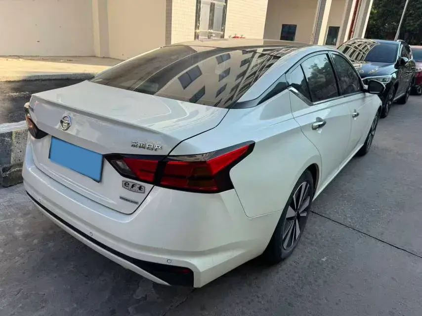 2021 NISSAN TEANA thumbnail 3