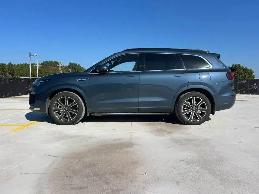 2024 AITO AITO thumbnail 3