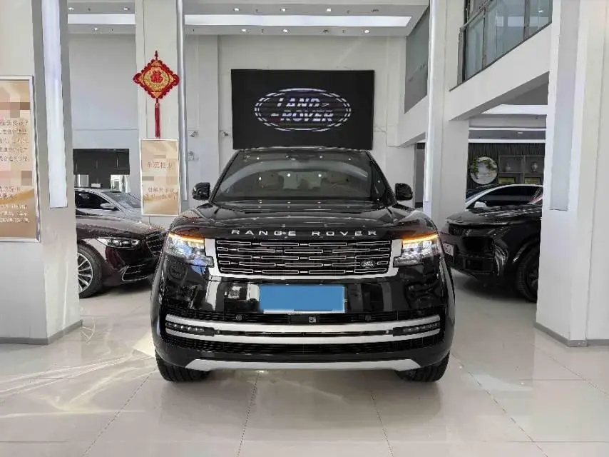 2025 LAND ROVER thumbnail 2