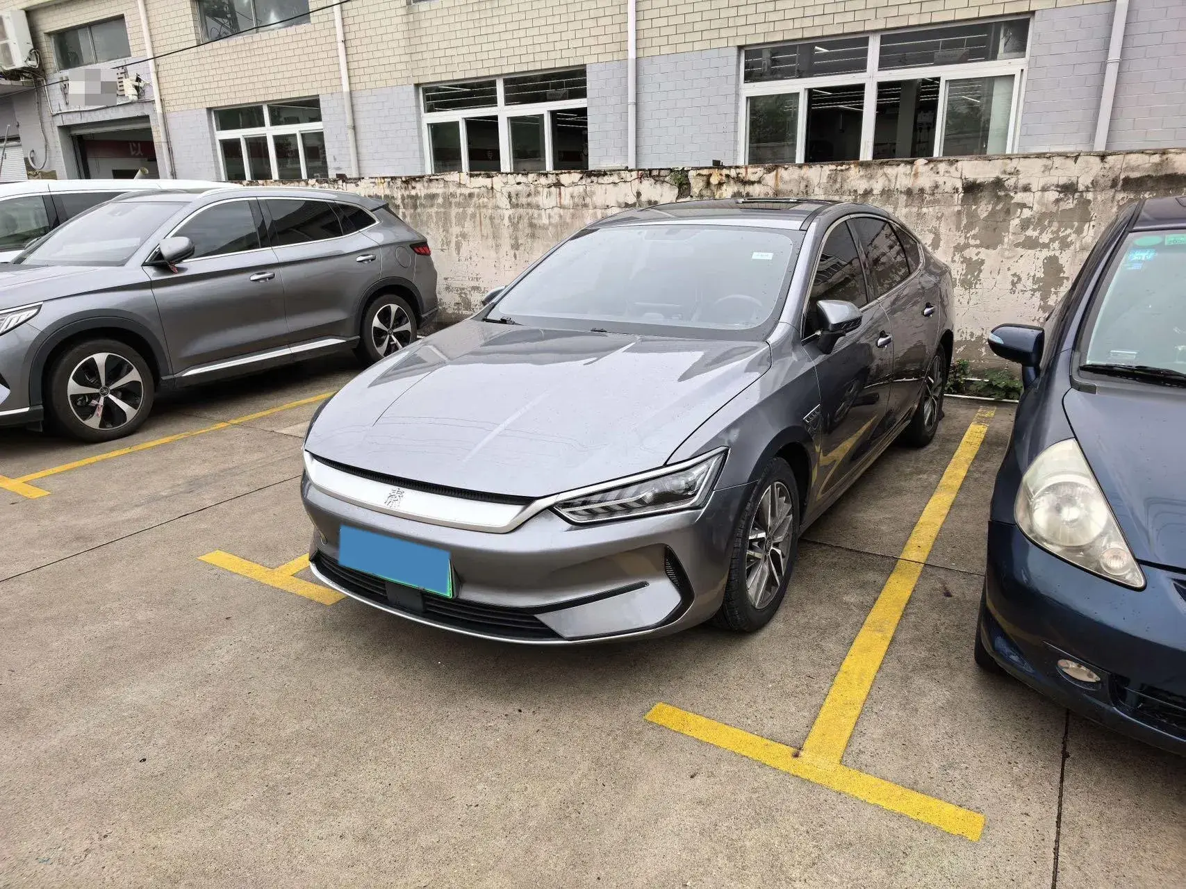 2021 BYD QIN view 1