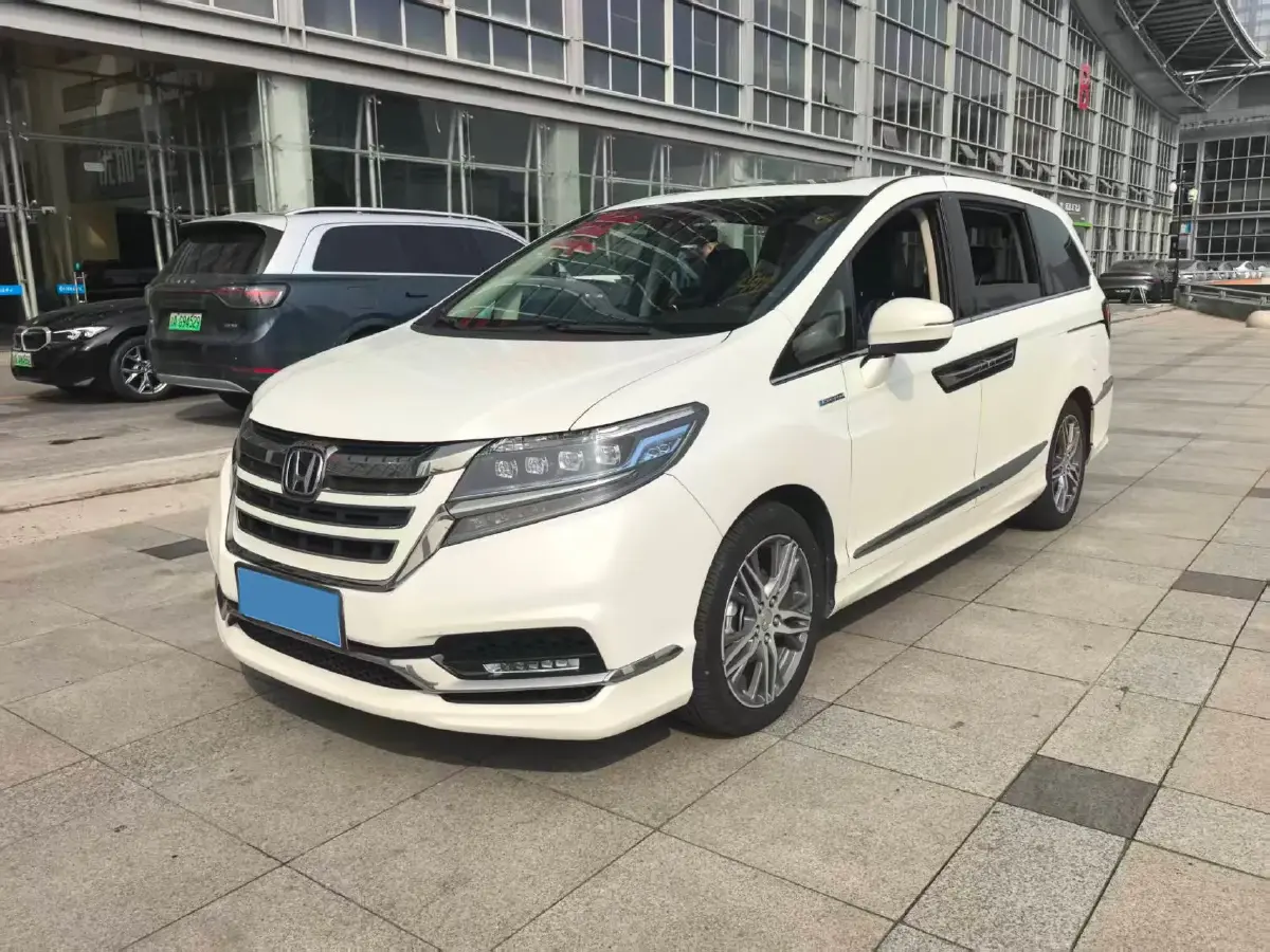 2019 Honda Elysioin 2.0L 146HP L4 E-CVT Hybrid 2019 Honda Elysioin 2.0L 146HP L4 E-CVT Hybrid