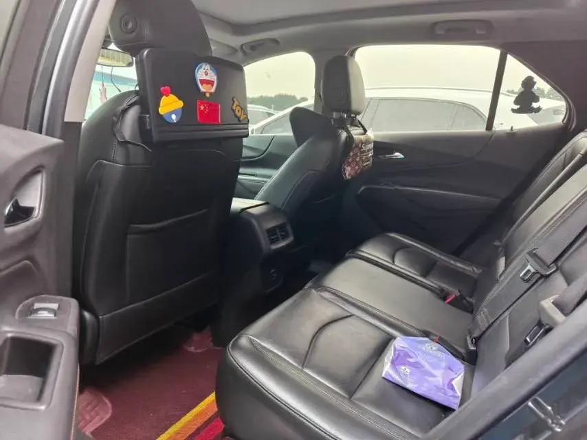 2019 CHEVROLET EQUINOX thumbnail 3