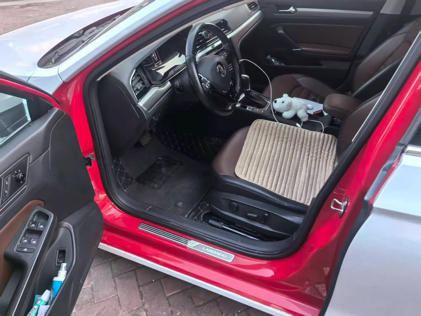 2019 VOLKSWAGEN LAMANDO thumbnail 3