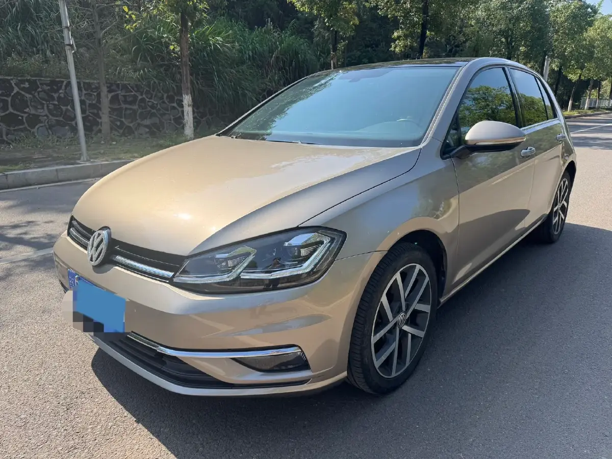 2018 Volkswagen Golf 1.4T 131HP L4 7DCT 2018 Volkswagen Golf 1.4T 131HP L4 7DCT