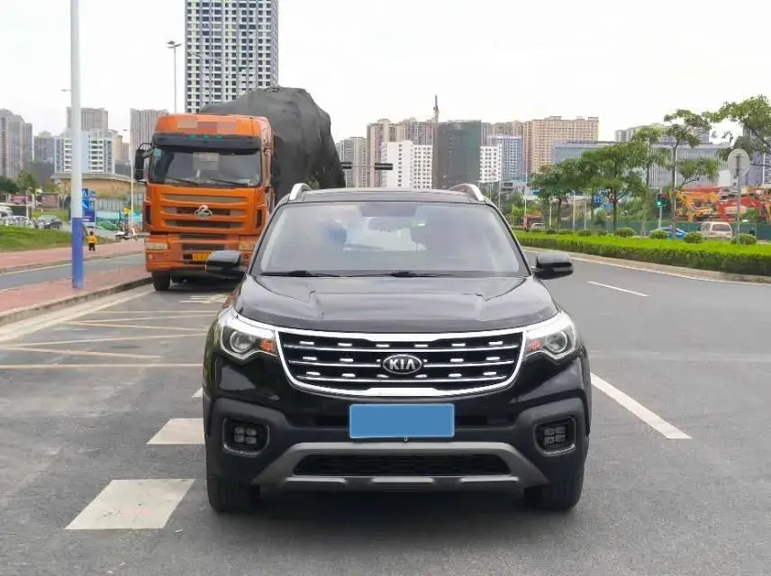 2018 KIA SPORTAGE thumbnail 2