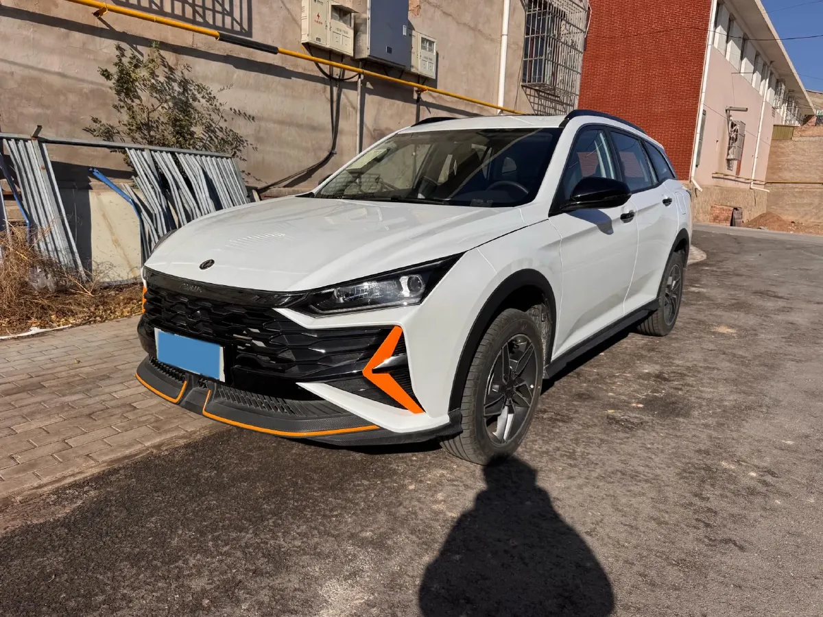 2023 DongFeng Aeolus YiXuan GS 1.5L 125HP L4 6DCT,autocango,china used car exporter,china ev exporter,chinese used car exporter,chinese used ev exporter