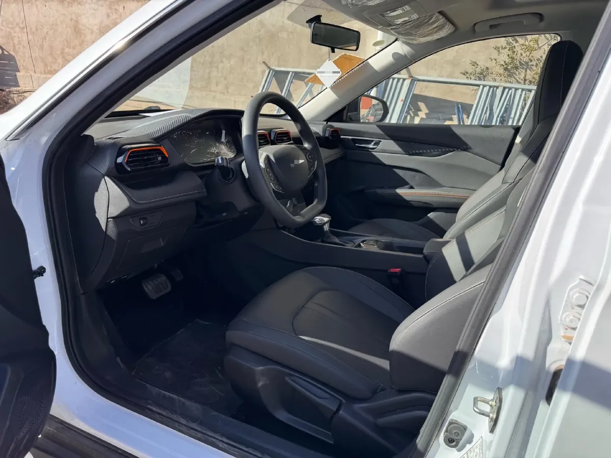 2023 DongFeng Aeolus YiXuan GS 1.5L 125HP L4 6DCT,autocango,china used car exporter,china ev exporter,chinese used car exporter,chinese used ev exporter