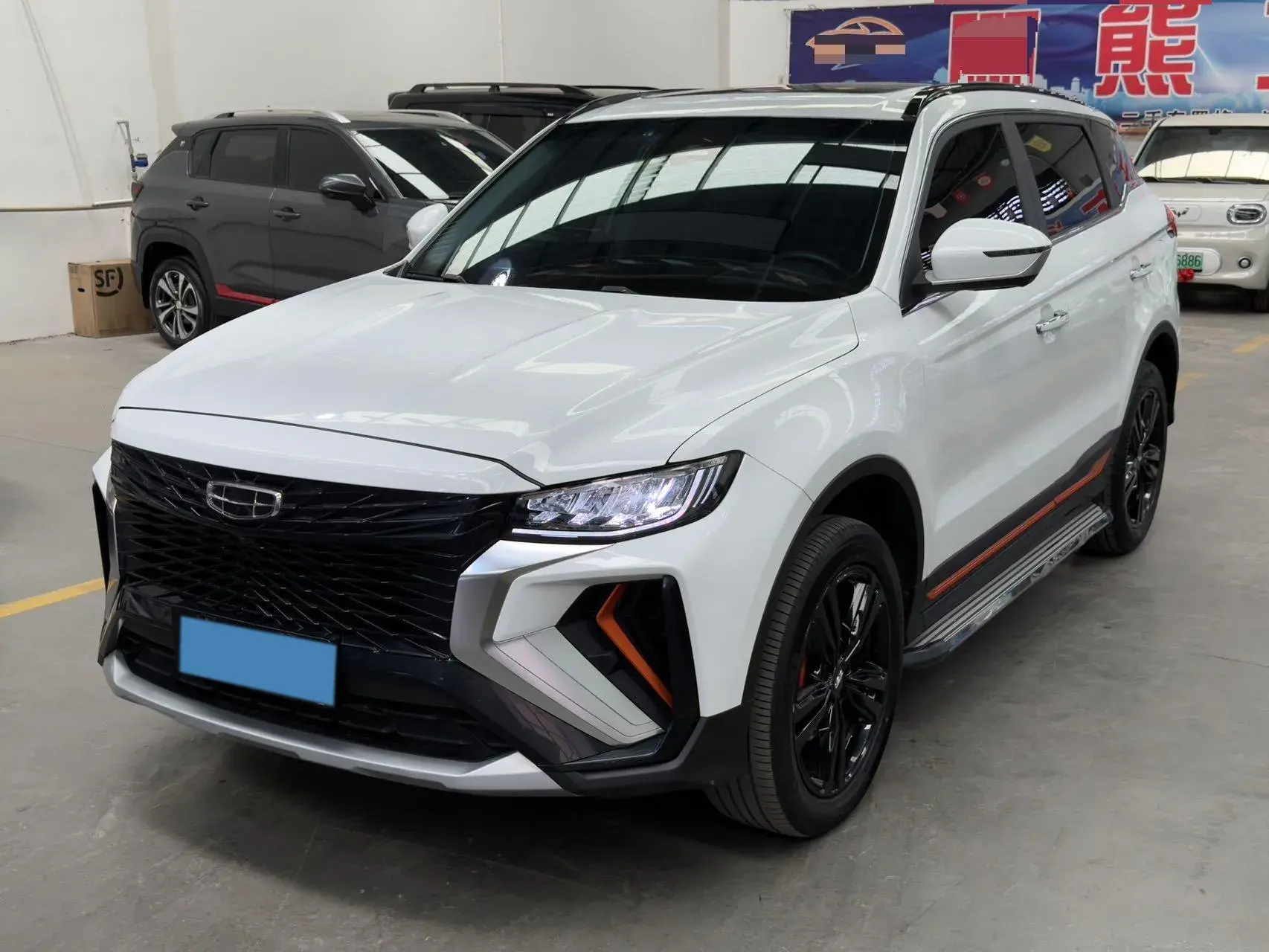 2022 GEELY AZKARRA view 1