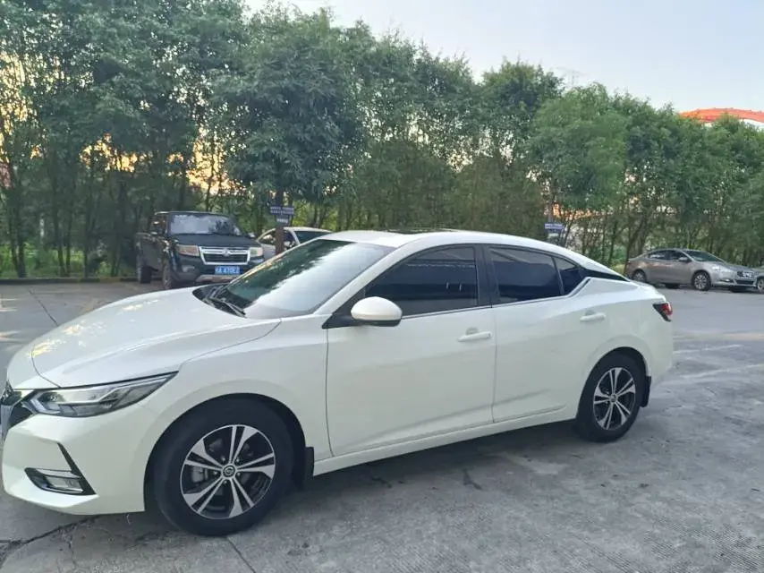 2021 NISSAN SYLPHY thumbnail 2