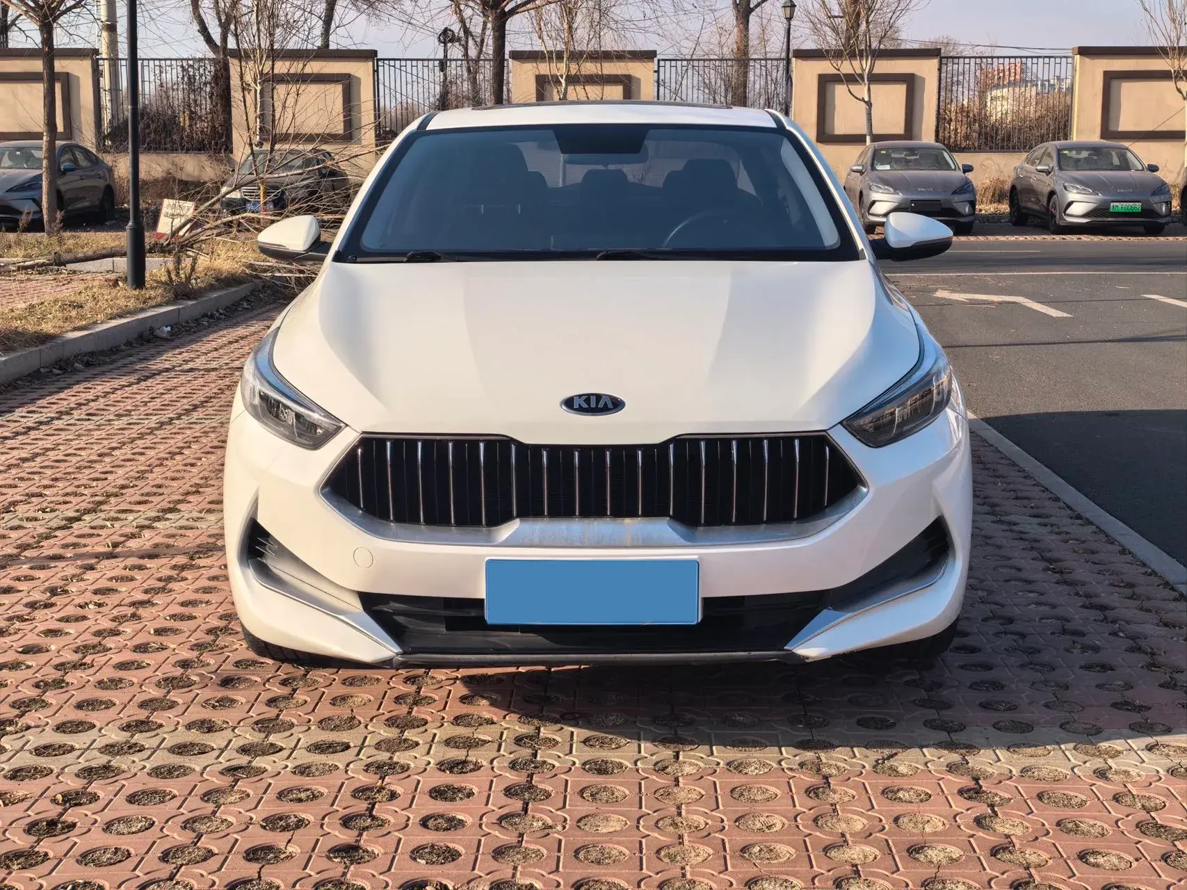 2021 KIA K3 thumbnail 2