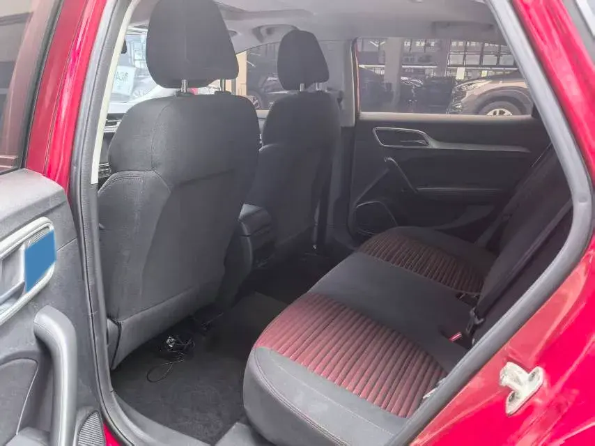 2018 MG MG6 thumbnail 4