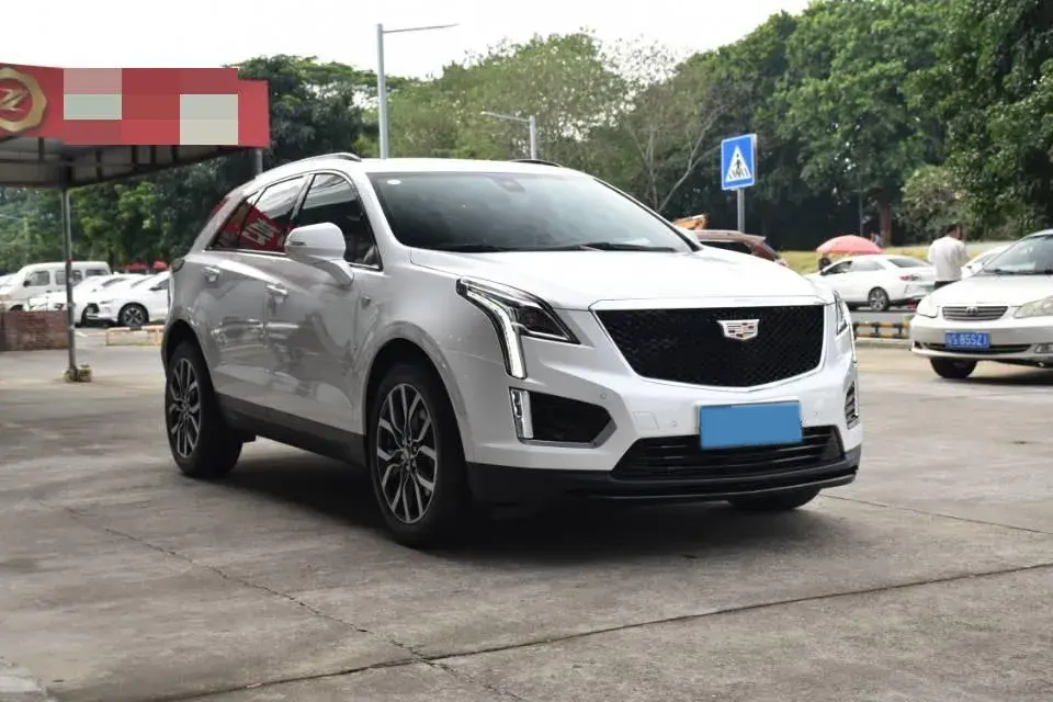 2024 CADILLAC XT5 thumbnail 3