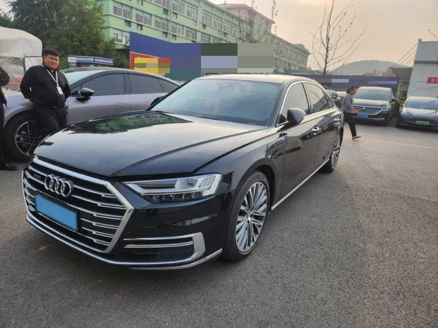 2019 AUDI A8 view 1
