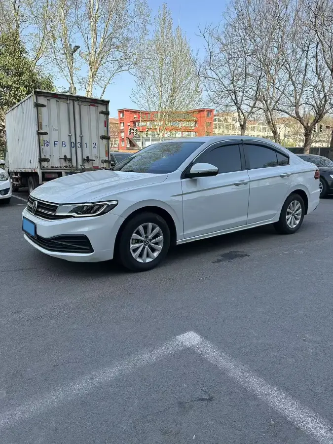 2021 Volkswagen Bora 1.5L 113HP L4 6AT