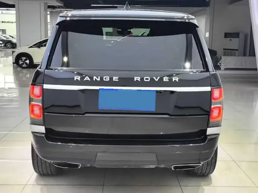 2018 LAND ROVER thumbnail 4